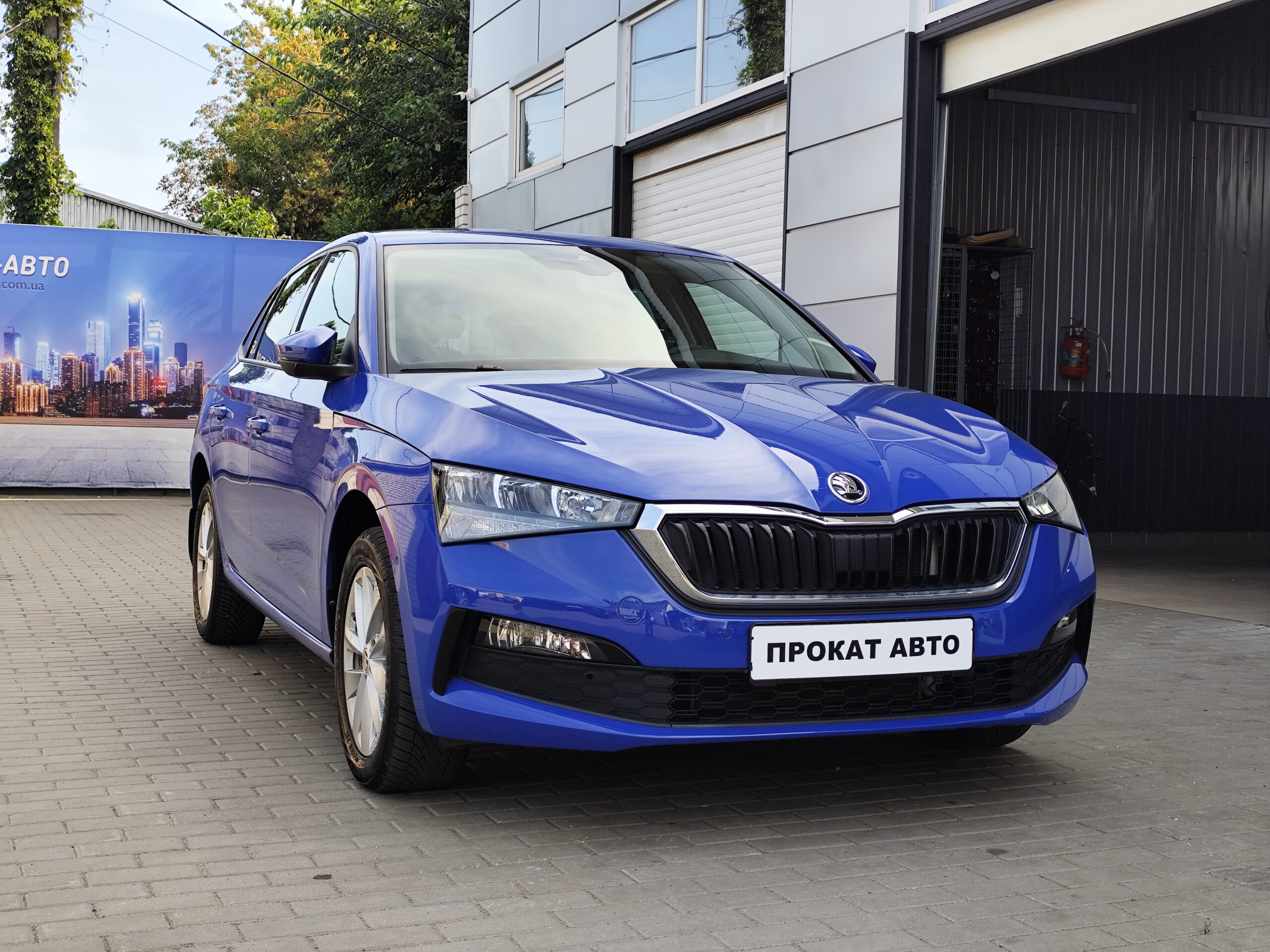 Подобово орендувати авто Skoda SCALA